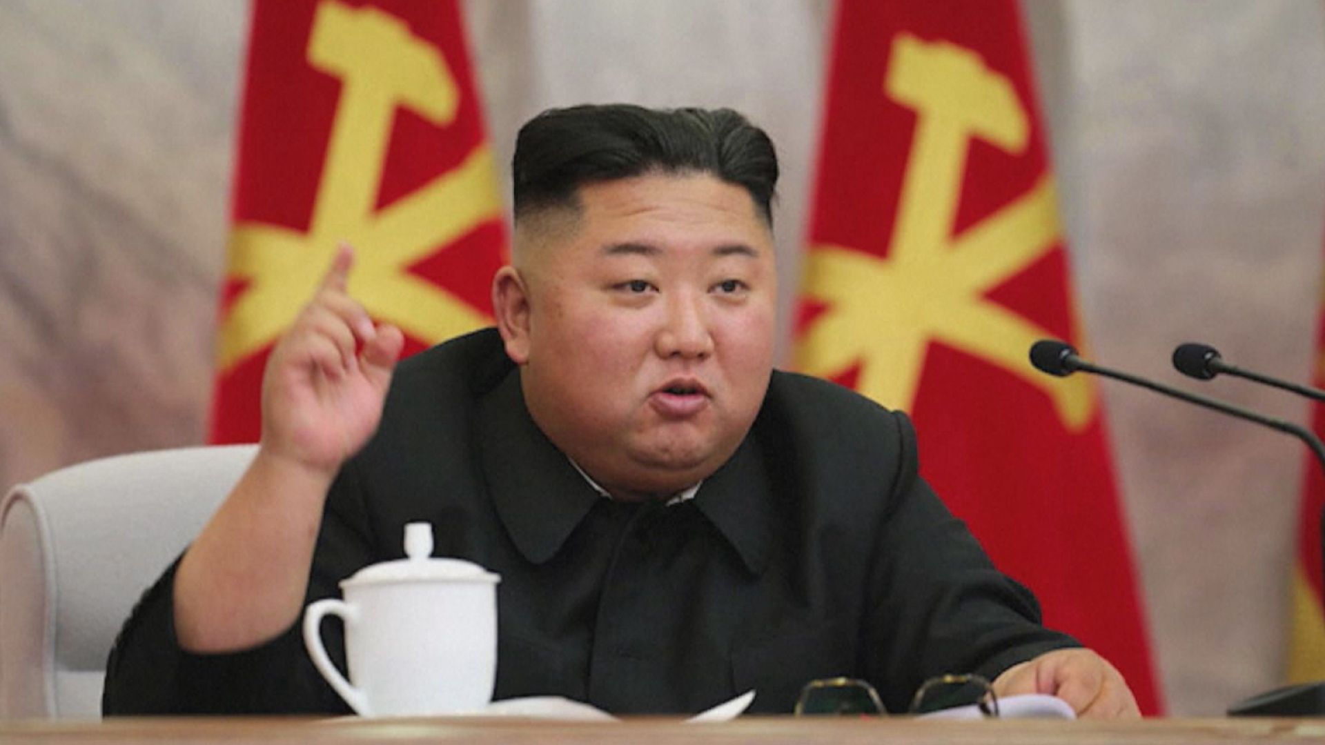 北韓領導人金正恩健康狀況多次引發外界揣測，繼月初出席工廠竣工儀式後，金正恩又神隱近3周。
