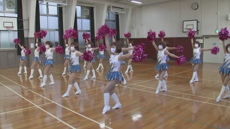 日本有一支平均年齡70歲的「銀髮啦啦隊」，入隊的基本條件，是必須年滿55歲！