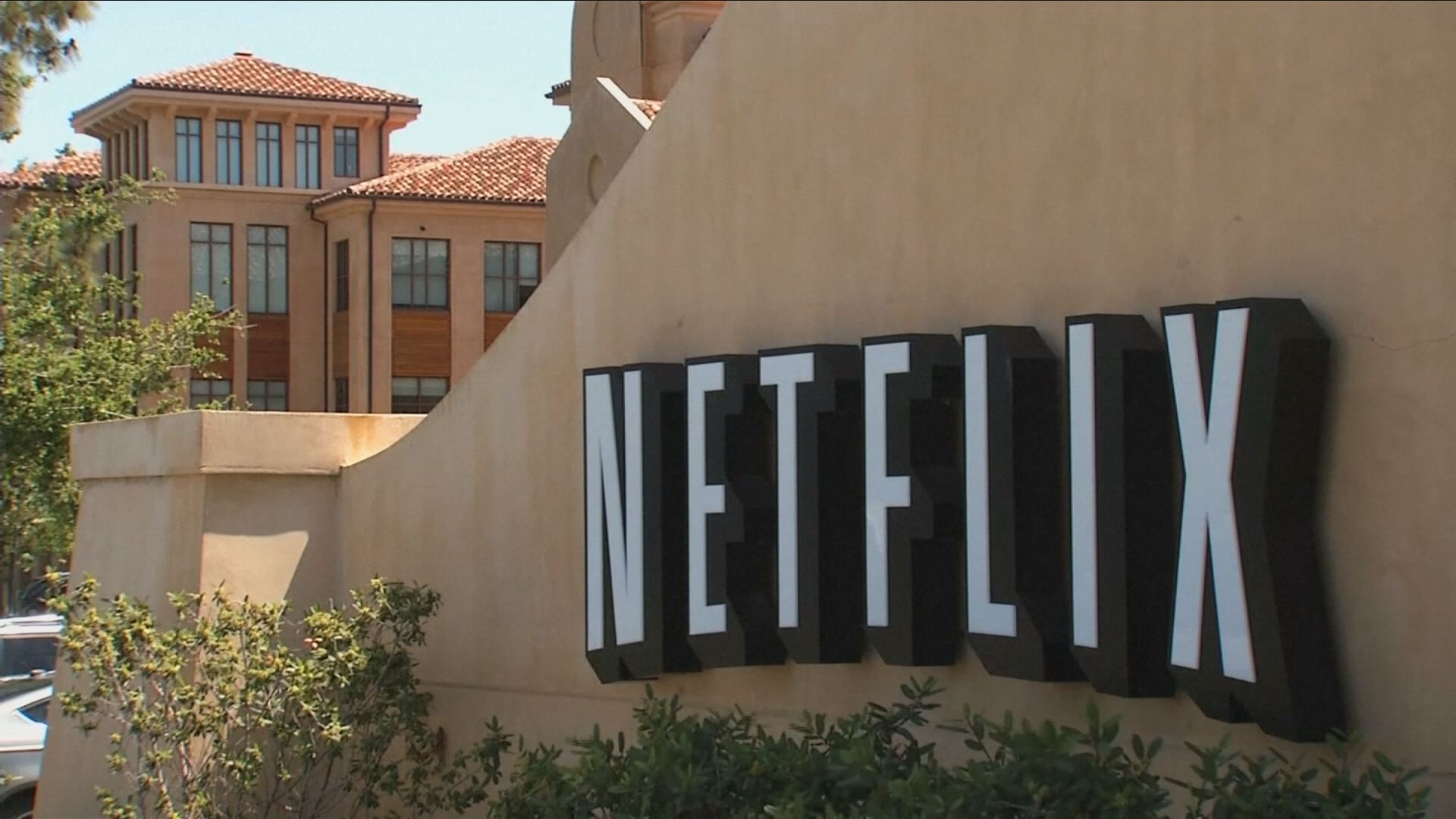Netflix shop本周四率先於美國上市，預計幾個月後再擴展至其他國家，將於平台上不定期推出限量或聯名商品。（非凡新聞資料照）
