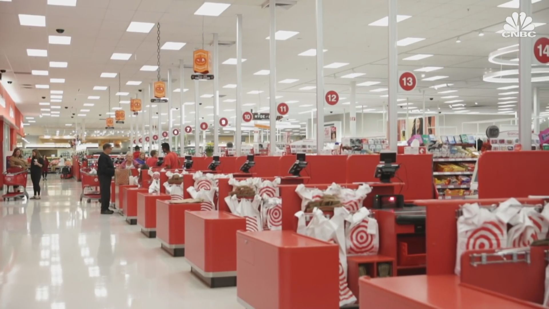 Target是美國第二大零售服務集團，近年主打線上訂購，當日店內取貨服務，頗受年輕消費者歡迎，被視為電商老大哥，亞馬遜勁敵。