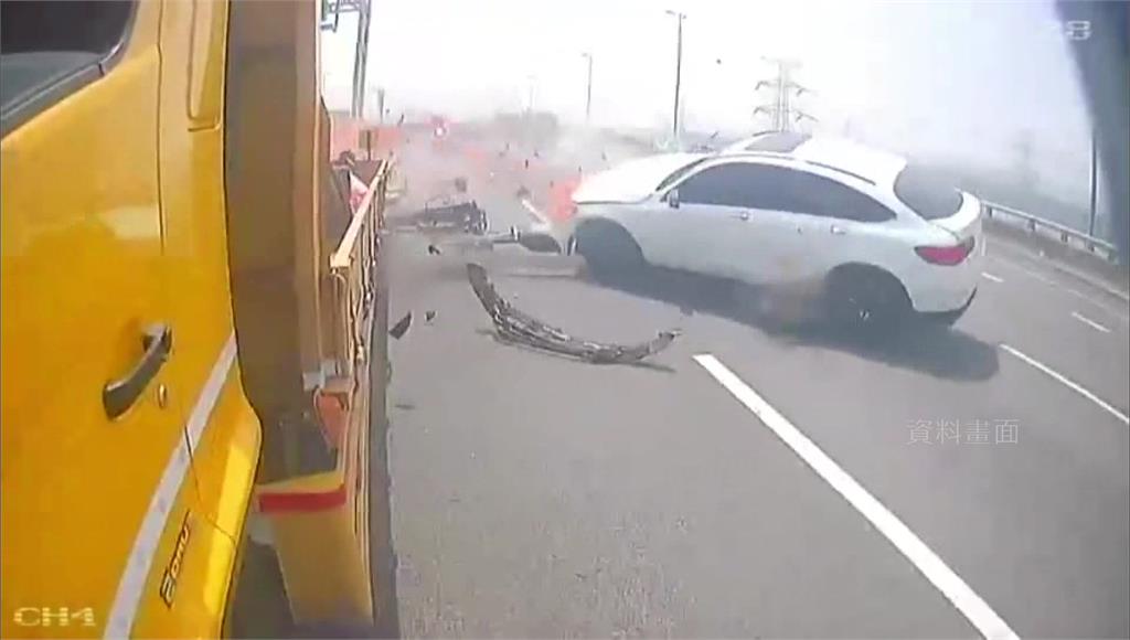 高公局呼籲車主不要過度依賴自動駕駛輔助系統。圖／台視新聞