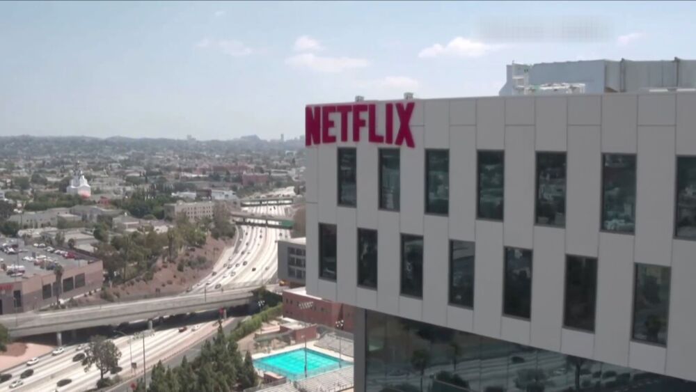 上周Netflix財報公布後引發嚴重賣壓，市場對科技業財報憂心忡忡，美股主要指數全面下挫，道瓊下跌超過500點，已經連續第7個交易日走跌。