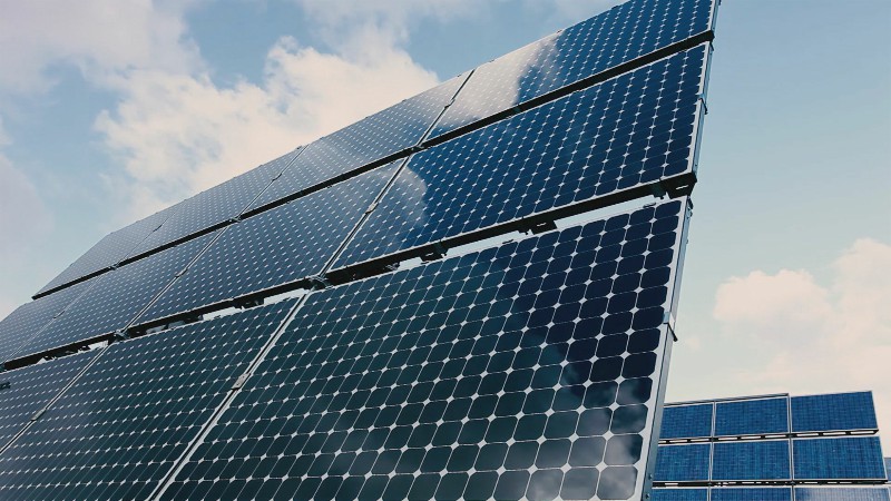 美國調查太陽能廠商「洗產地」規避關稅問題，點名調查隆基綠能、天合光能、晶科能源等8家業者。（非凡新聞資料照）