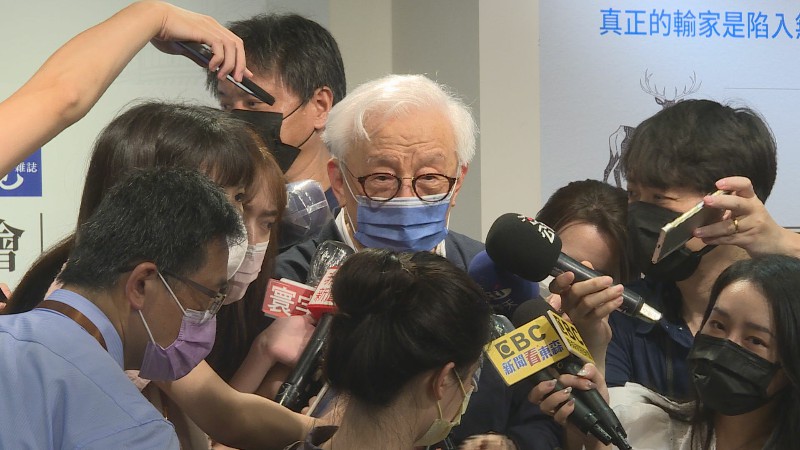 曹興誠今召開記者會，宣布捐款30億台幣、約1億元美金協助台灣國防，他痛批中共本質是地痞流氓。圖／資料照。
