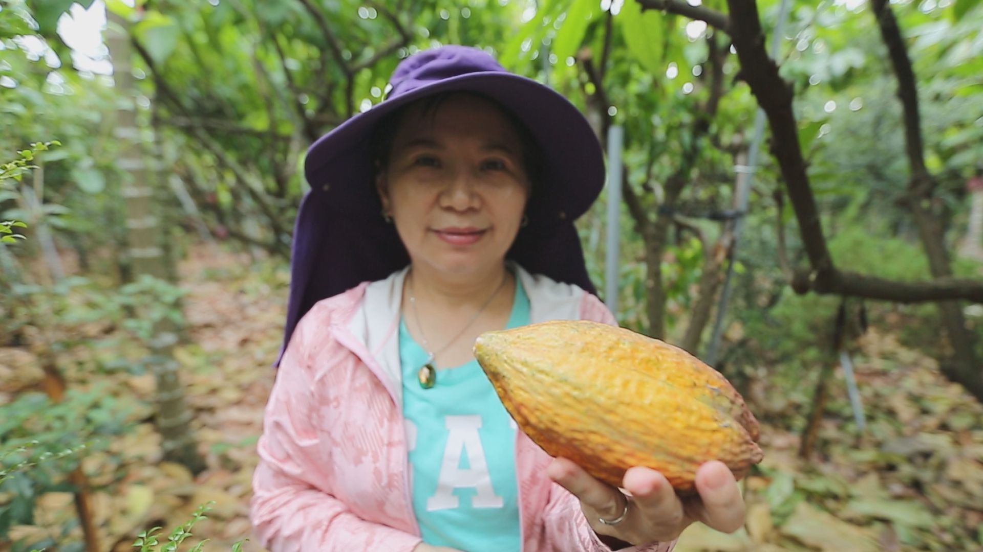 屏東可可，常是國際巧克力比賽的常勝軍，但洪誼靜卻打破既定印象，將可可研發、加工，做成銷售百萬的美妝產品。（記者余建宏／攝影）