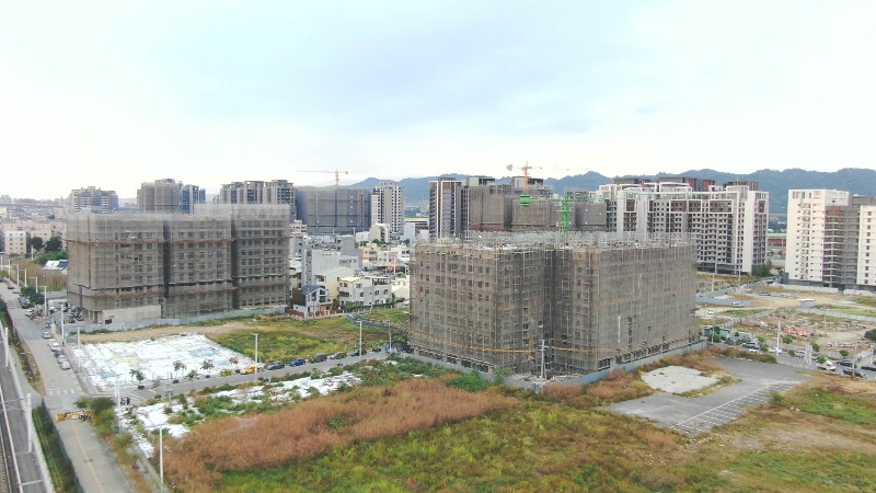 內政部31日公布最新建築相關統計。今年前三季建照量大減，六都中，新北市受惠預售大案挹注，累計前九月的建照量已超車常勝軍台中市，以22,137件居冠、台中19,042居次，台南7,210件居六都之末。圖／非凡新聞網資料照