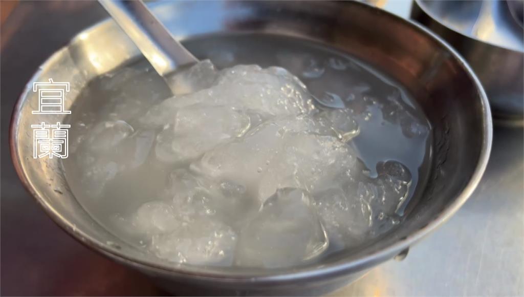 一名網友近日分享宜蘭獨有的古早味「太白粉甜湯」，據說可以治療感冒、降火氣。圖／台視新聞