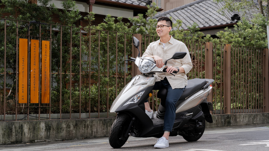 政府機車汰舊補助2,000元已於2023年12月31日截止，三陽2024年1月推出迪爵125大補貼加碼5,000元方案，幫消費者補好、補滿。（圖片來源／SYM提供）