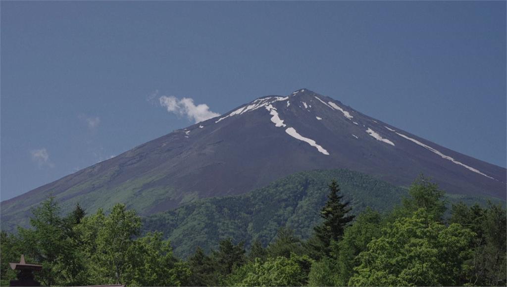 富士山今天開山。圖／美聯社（資料畫面）