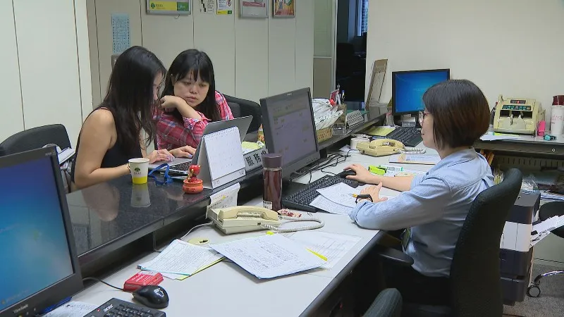 大型壽險近三個月積極拉高美元保單宣告利率，8月一向淡定的富邦人壽調升，台灣人壽也連二個月拉高，市售美元保單宣告最高維持7月的4.1％。圖／非凡新聞網資料照
