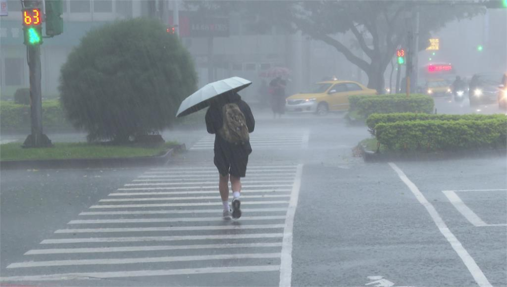 直到晚間各地降雨逐漸減弱或停止。圖／台視新聞（資料畫面）