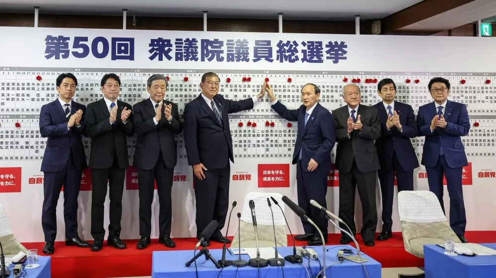 日眾院大選自民黨掉56席慘敗 執政聯盟未過半（圖／路透社）