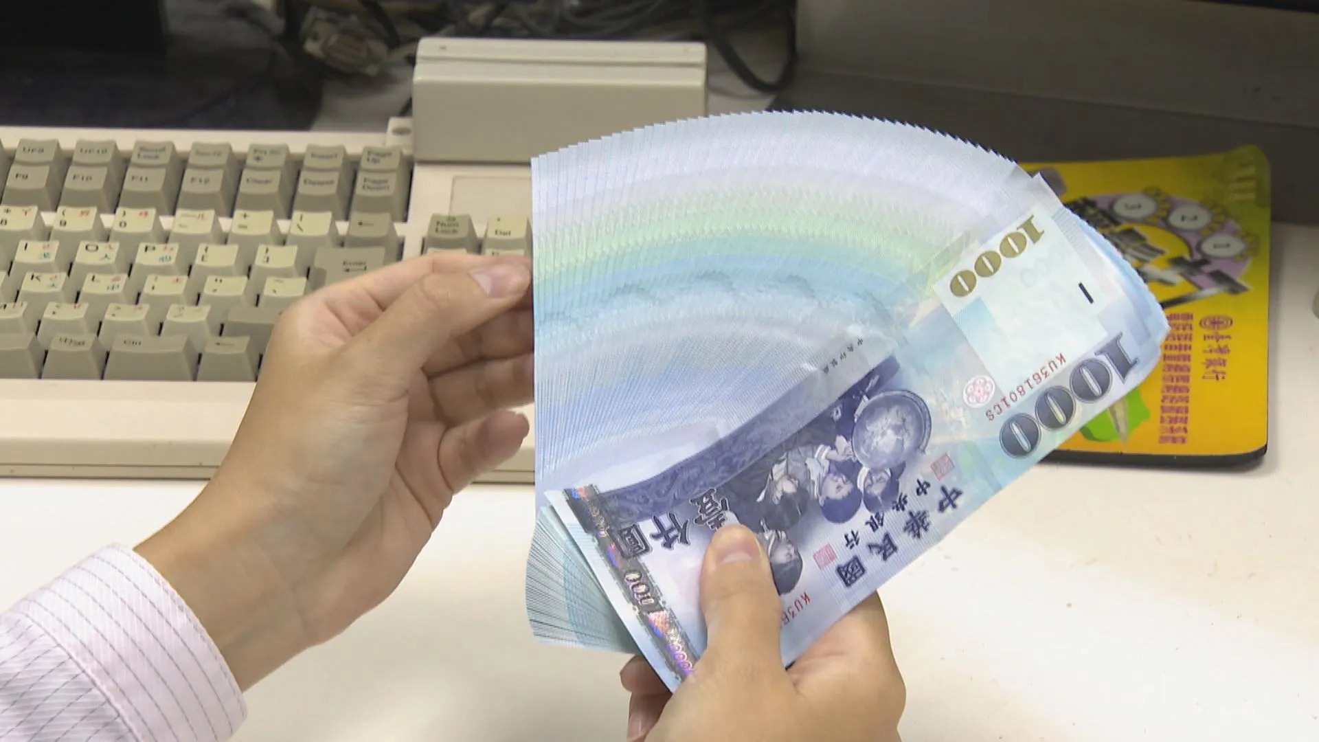 今年「大到不能倒」系統性重要銀行（D-SIBs）名單出爐。金管會7日公布，今年D-SIBs名單維持與去年、前年相同的六家銀行，包含中信、北富銀、國泰世華銀、合庫銀、兆豐銀及第一銀行。圖／非凡新聞網資料照