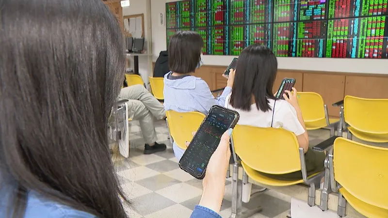 上市櫃公司2024年12月營收將於10日全數公布完畢，目前已有1,126家公布12月營收，單月合併營收總計超過2.48兆元。圖／非凡新聞網資料照