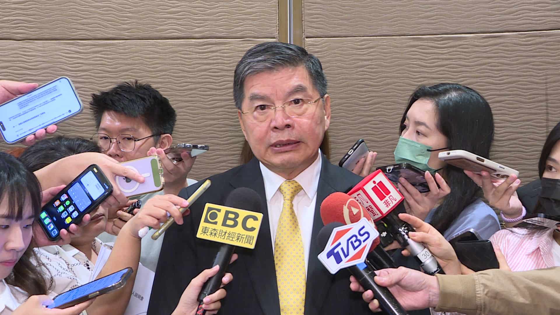 國壽升1角匯損6.3億 李長庚：相信台灣競爭力