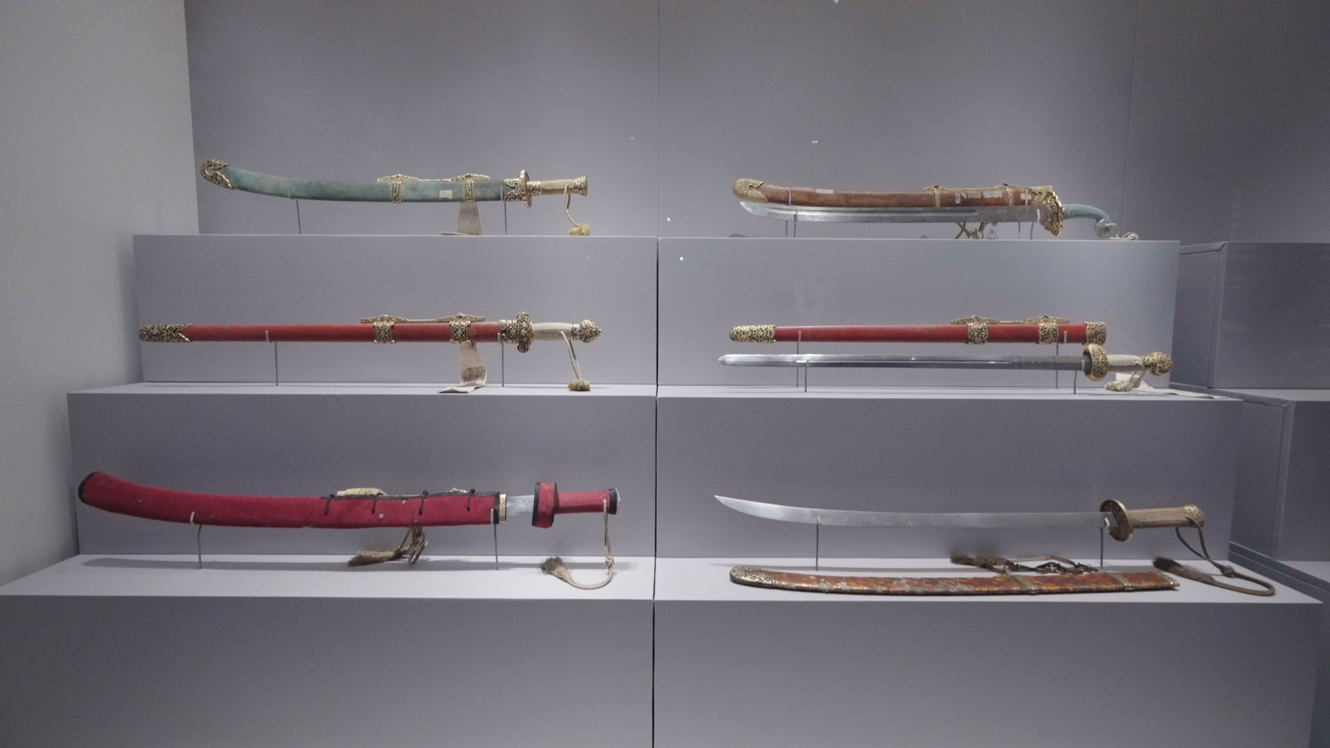 直擊香港故宮雙展覽 兵器.紋飾揭文化底蘊