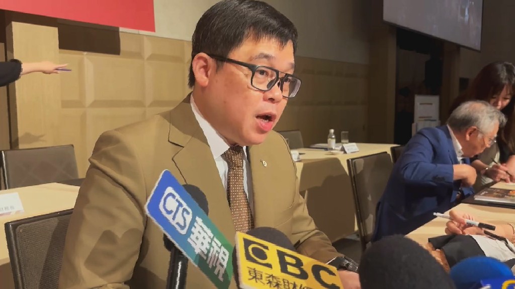 飛安事件震怒開除2機師 張國煒：高薪有代價
