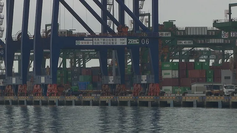 封鎖荷姆茲海峽若成真，將拉高民生物資價格，造成航運及航空業成本大幅上升。圖／非凡新聞網資料照