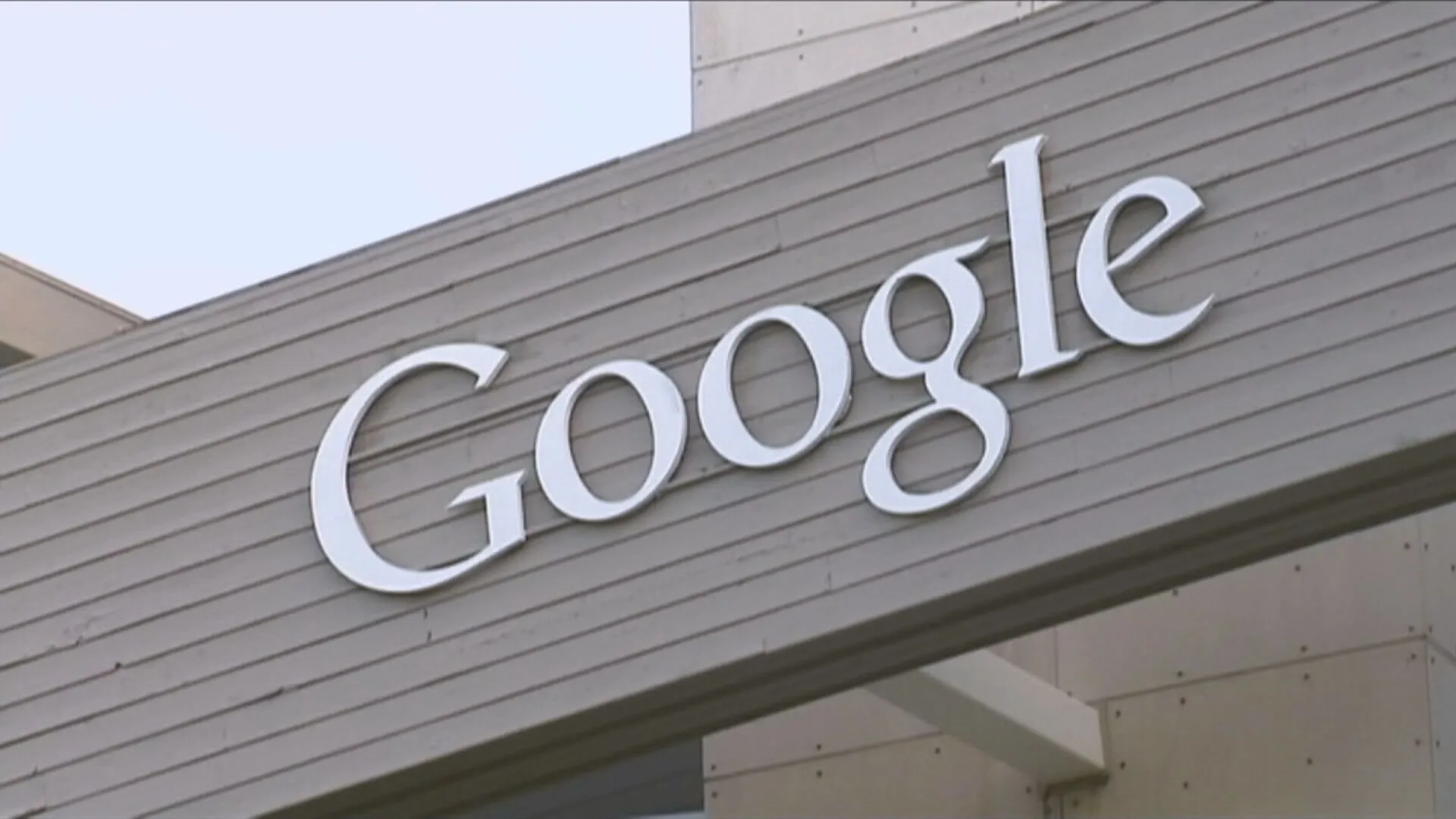 Google將今年資本支出由750億美元，上調至850億美元，效應顯現。非凡新聞資料畫面。
