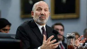 盧特尼克：每月關稅進帳500億美元 透露川普出手前密會黃仁勳、庫克